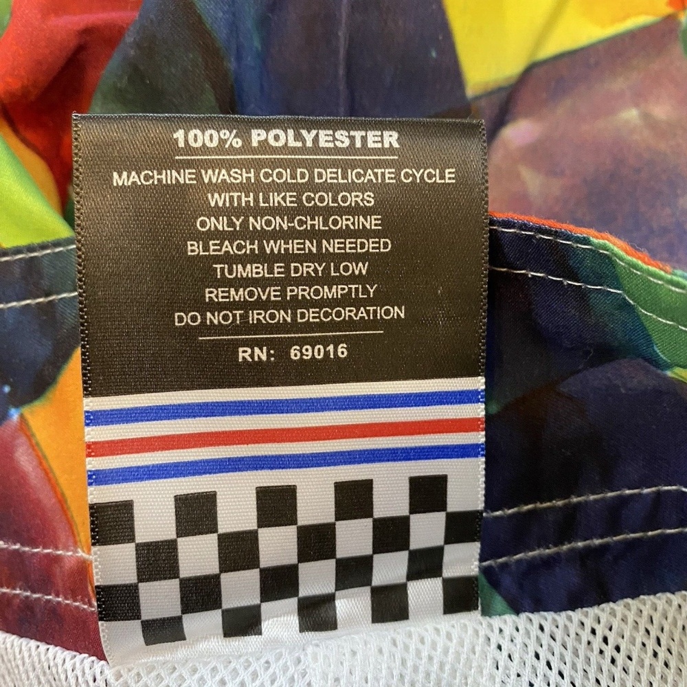 Mambo Australia Men Size M Swim Trunks Multi-Color Tiles Side Pocket NWT $48 - Picture 10 of 16
